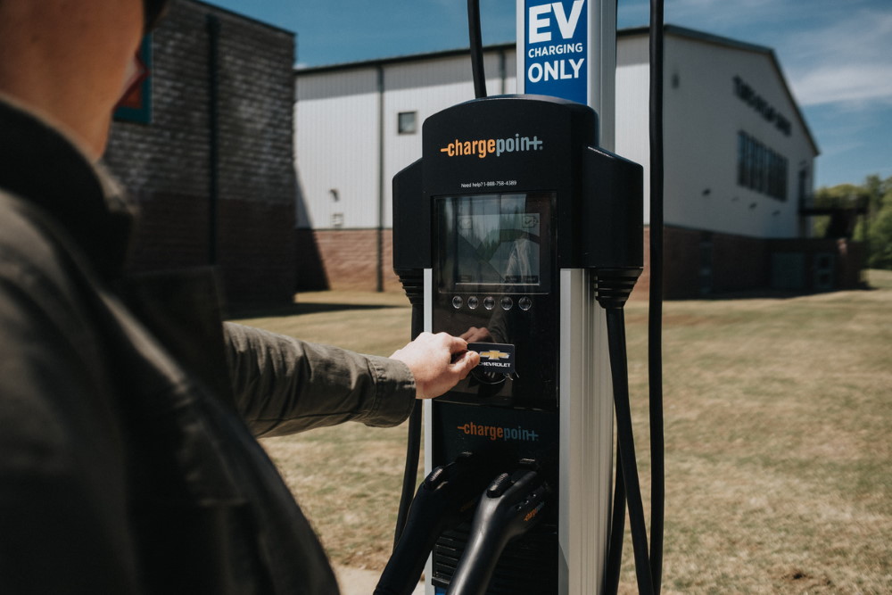 Entergy Mississippi opens corporation's first electric vehicle fast chargers